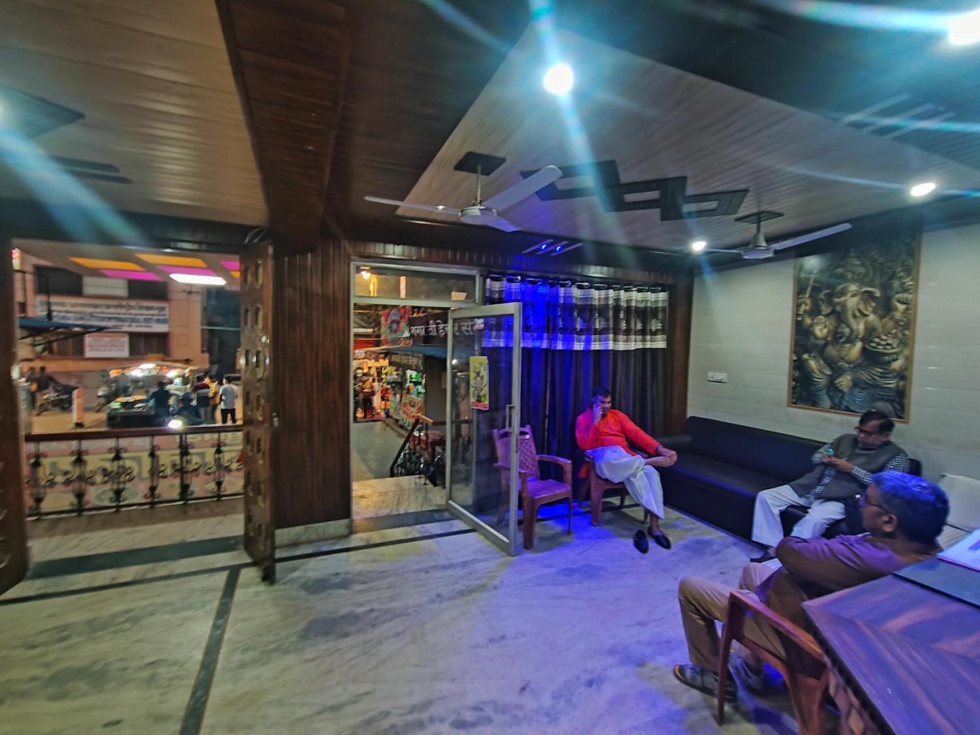 Sgh Guest House Mathura Ngoại thất bức ảnh