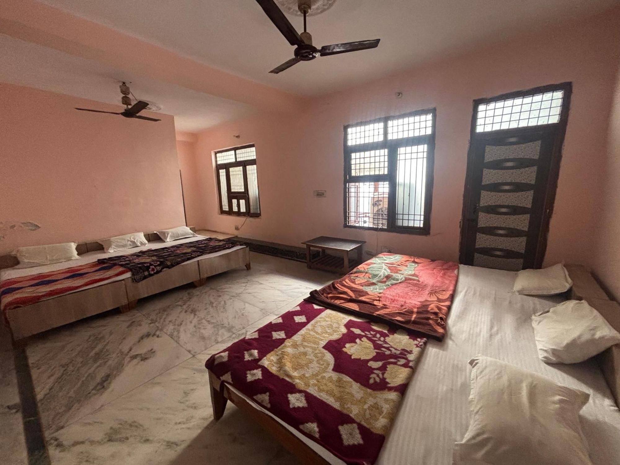 Sgh Guest House Mathura Ngoại thất bức ảnh