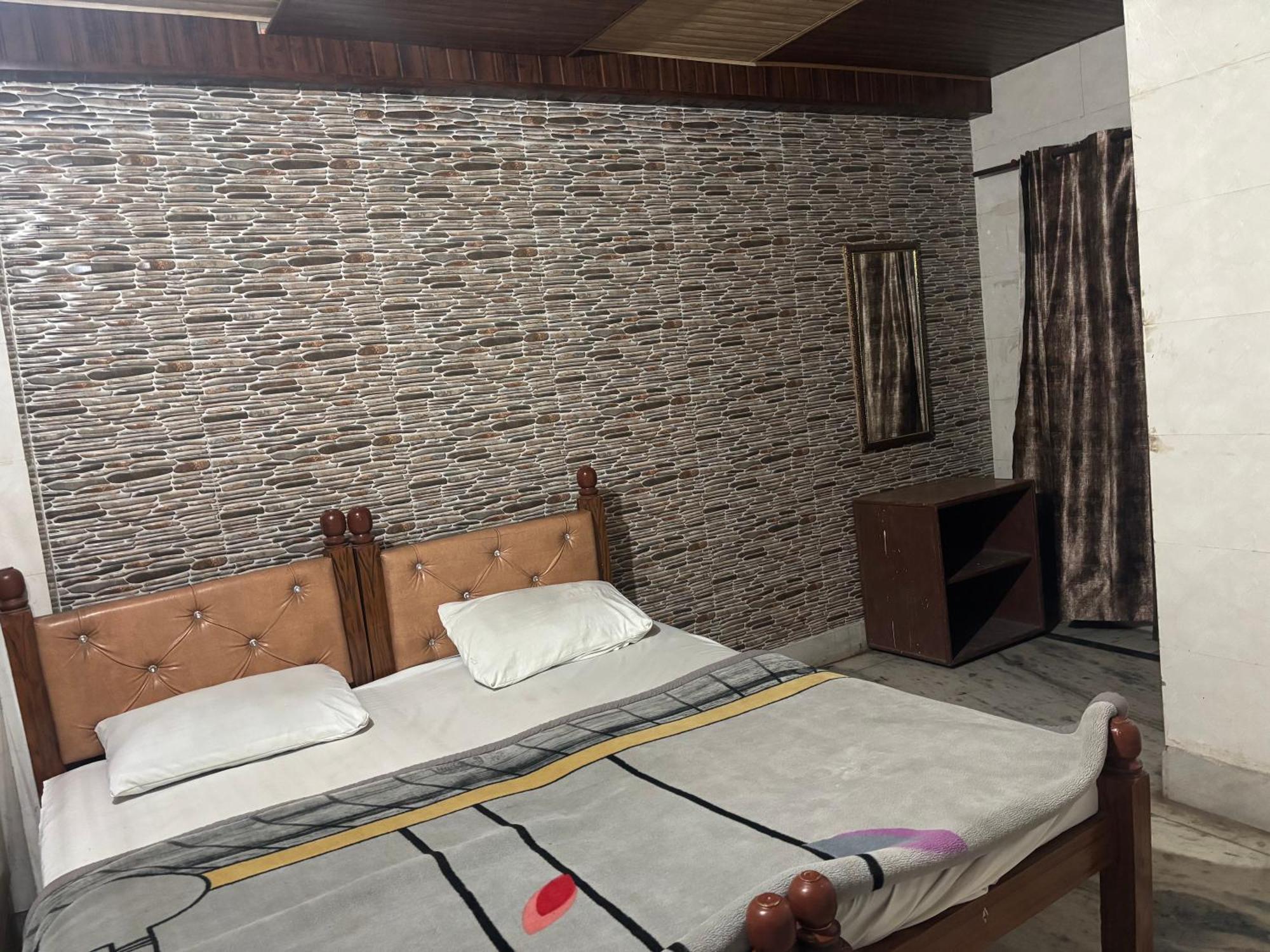 Sgh Guest House Mathura Ngoại thất bức ảnh
