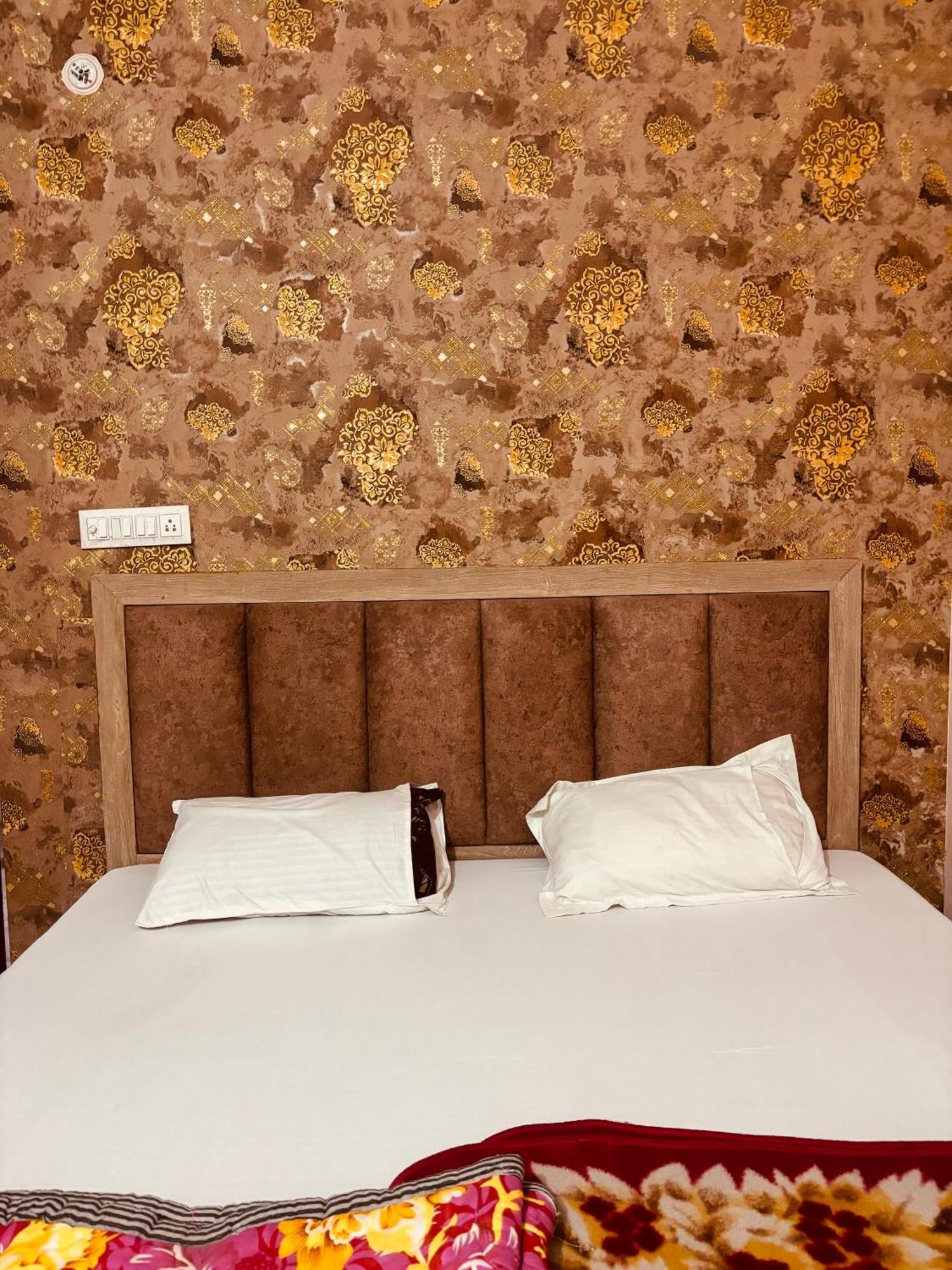 Sgh Guest House Mathura Ngoại thất bức ảnh