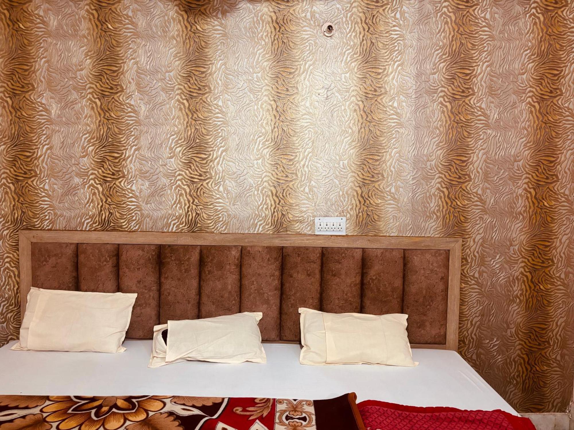 Sgh Guest House Mathura Ngoại thất bức ảnh