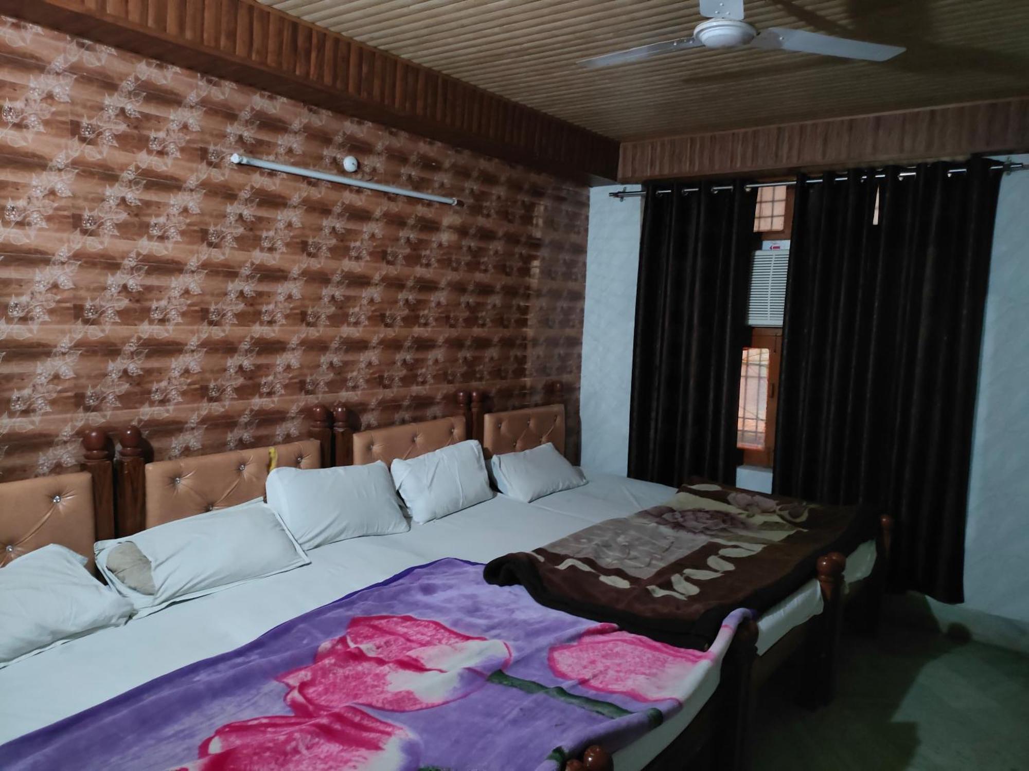 Sgh Guest House Mathura Ngoại thất bức ảnh
